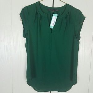 Fun 2 Fun Green Walden Split V Neck Short Sleeve